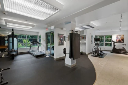 Hot Tub / Spa Photo of 104 3023 W 4th Avenue, Vancouver, BC