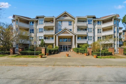 303 8139 121a Street, Surrey, BC, Surrey — Apartment/Condo for sale