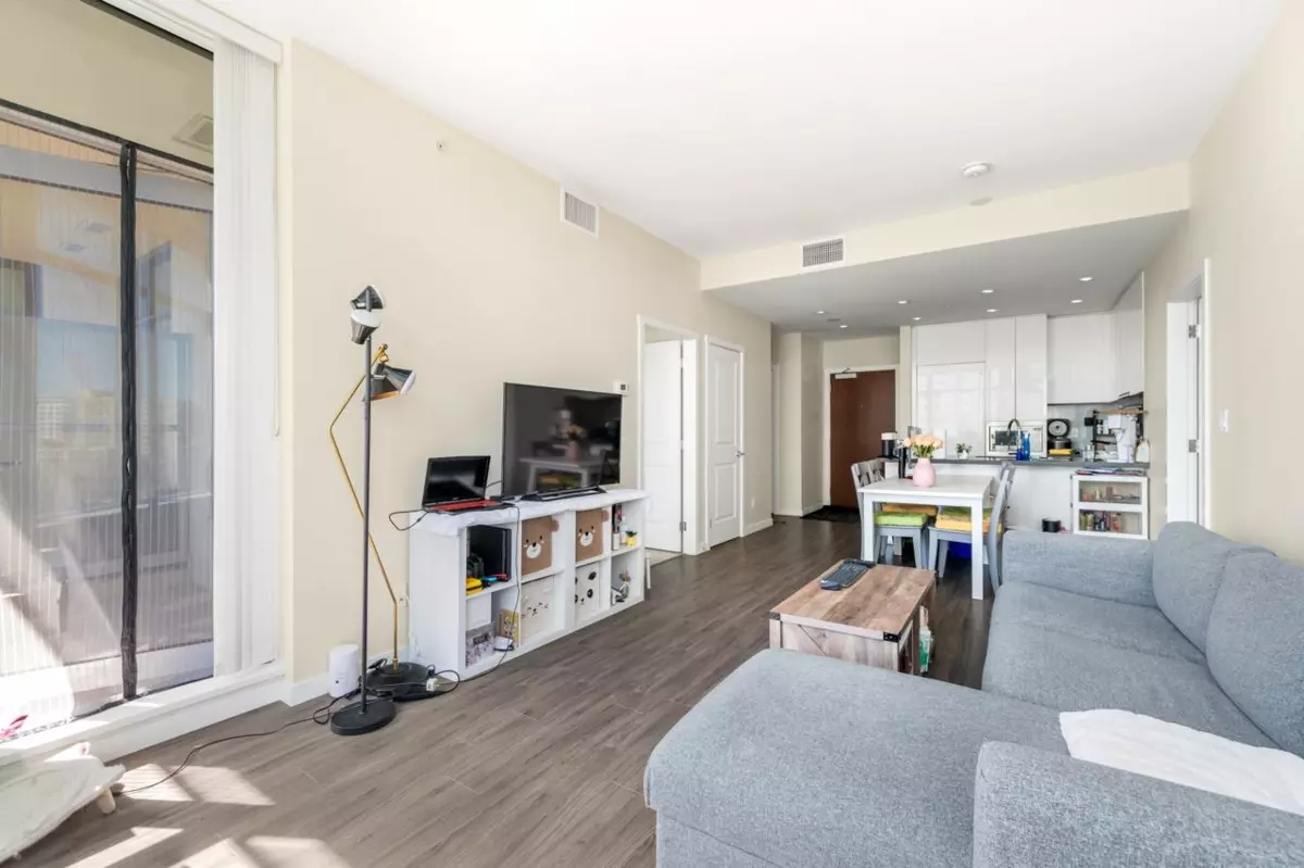 Dining Area Photo of 1011 7338 Gollner Avenue, Richmond, BC