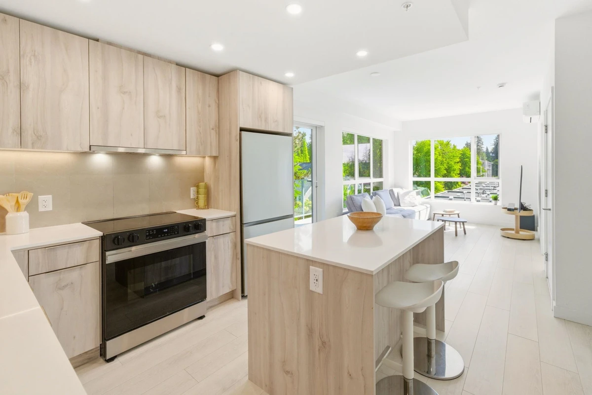 Family Room Photo of 513 3596 Malsum Drive, North Vancouver, BC