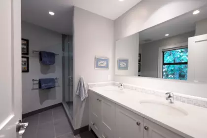 Entry Foyer Photo of 2643 Panorama Drive, North Vancouver, BC