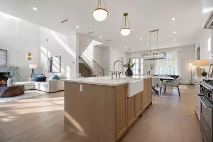 Kitchen Photo of 1495 168 Street, Surrey, BC