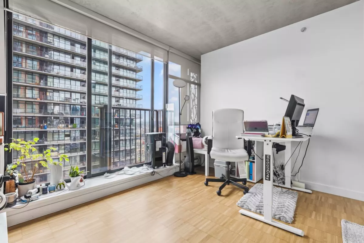 Family Room Photo of 2605 128 W Cordova Street, Vancouver, BC