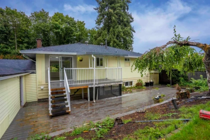 Kitchen Photo of 11318 Glen Avon Drive, Surrey, BC