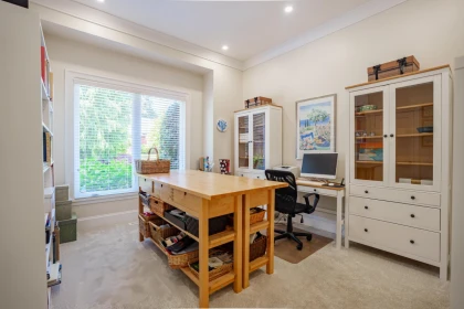 Kitchen Island Photo of 12166 57 Avenue, Surrey, BC