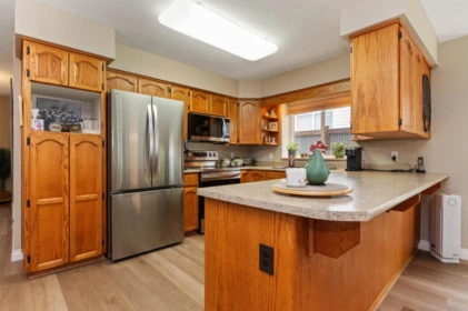 19865 Marie Street, Hope, BC, Hope — Single Family Residence for sale
