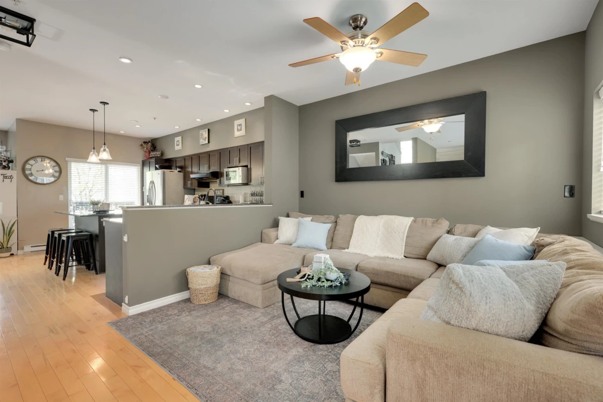 Dining Area Photo of 37 21535 88 Avenue, Langley, BC