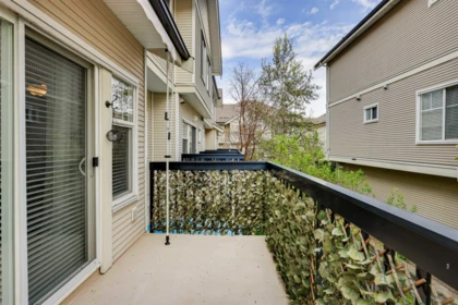 Guest Bathroom Photo of 37 21535 88 Avenue, Langley, BC