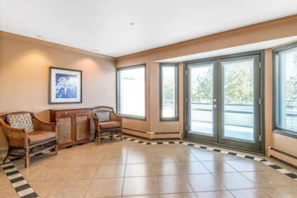 Breakfast Nook Photo of 104 2700 Mccallum Road, Abbotsford, BC