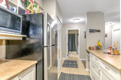 Powder Room Photo of 104 2700 Mccallum Road, Abbotsford, BC