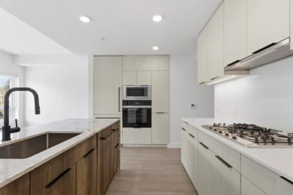 Kitchen Photo of 304 3590 W 39th Avenue, Vancouver, BC