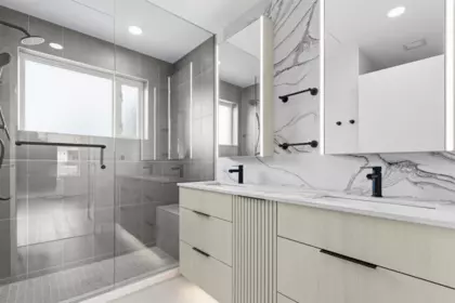 Powder Room Photo of 304 3590 W 39th Avenue, Vancouver, BC