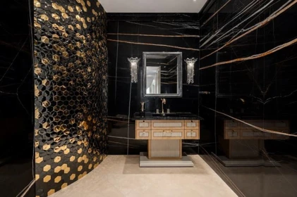 Guest Bathroom Photo of 1121 Crestline Road, West Vancouver, BC