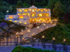 1121 Crestline Road, West Vancouver, BC
