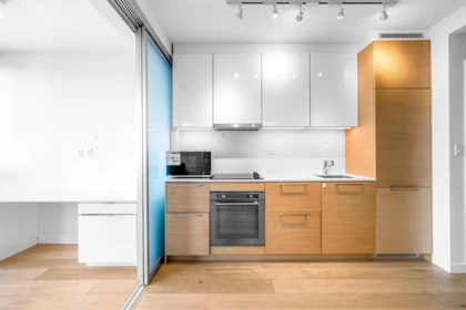 Kitchen Island Photo of 907 13438 Central Avenue, Surrey, BC