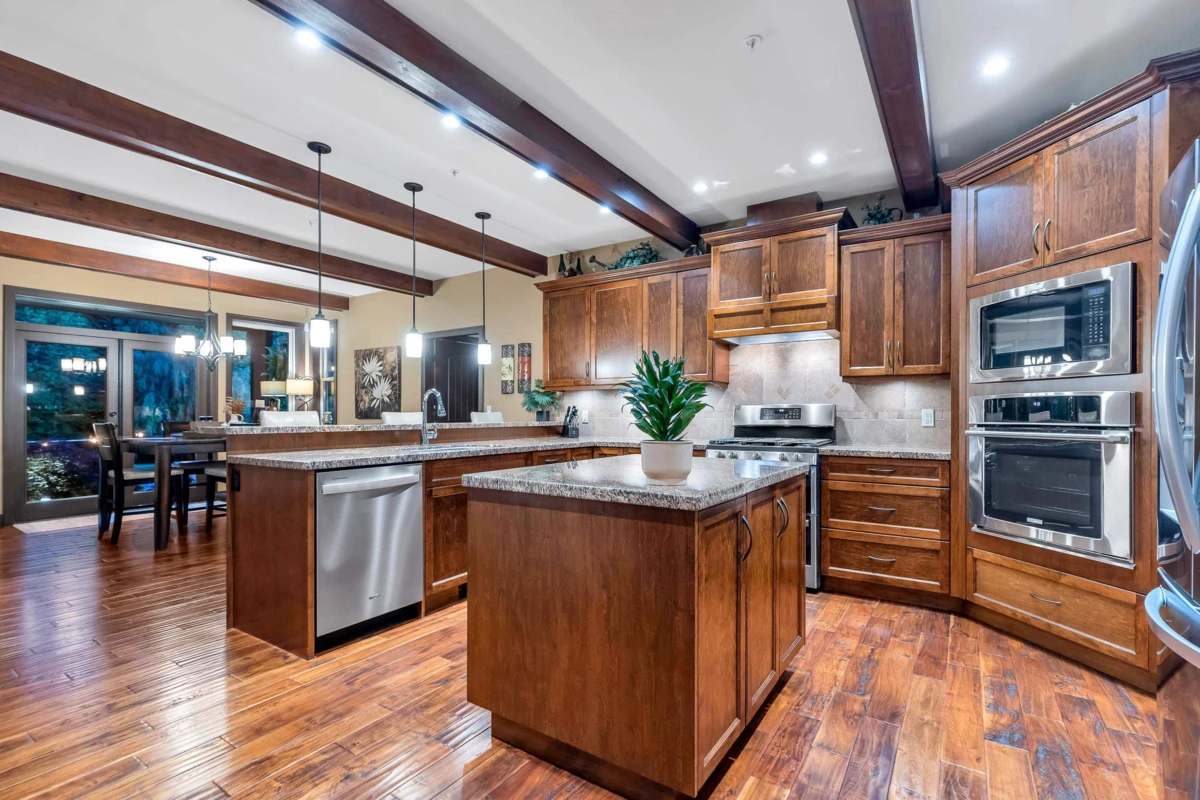 Dining Area Photo of 26580 124 Avenue, Maple Ridge, BC