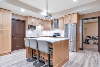 Mudroom Photo of 26580 124 Avenue, Maple Ridge, BC