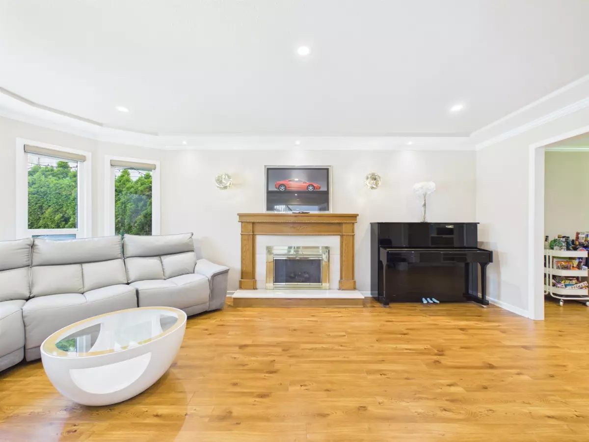 Family Room Photo of 6031 Livingstone Place, Richmond, BC