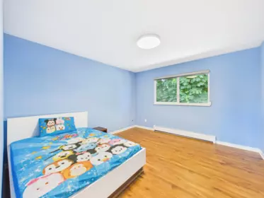 Hallway Photo of 6031 Livingstone Place, Richmond, BC