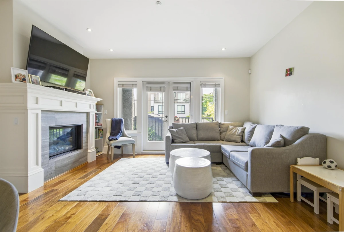 Living Room Photo of 2436 W 8th Avenue, Vancouver, BC