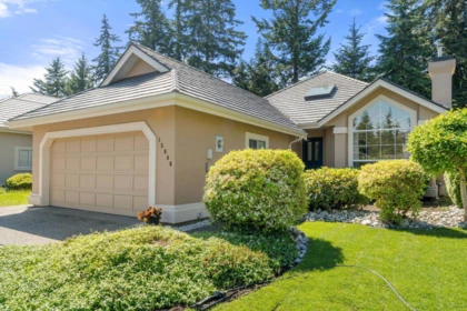 15046 Semiahmoo Place, Surrey, BC, Surrey — Townhouse for sale