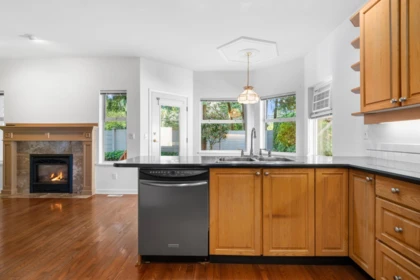 Laundry Room Photo of 15046 Semiahmoo Place, Surrey, BC
