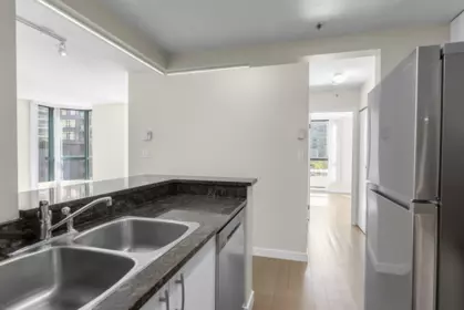 Pantry Photo of 607 55 Tenth Street, New Westminster, BC