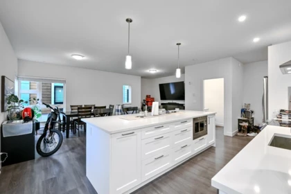 Hallway Photo of 59 1419 Mccallum Road, Abbotsford, BC