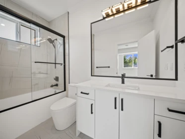 Garden / Landscaping Photo of 13851 114 Avenue, Surrey, BC