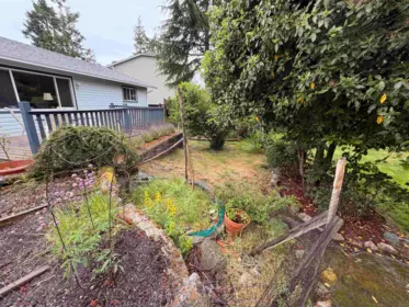Laundry Room Photo of 5453 Carnaby Place, Sechelt, BC