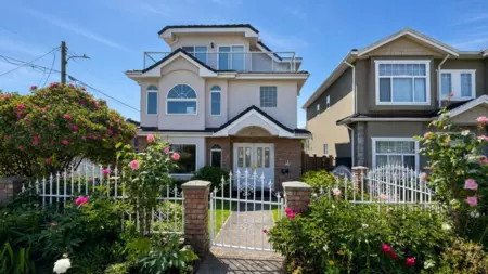 2776 E Georgia Street, Vancouver, BC, Vancouver — Single Family Residence for sale