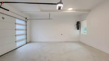Fitness Center Photo Near 13525 16th Avenue, Surrey, BC