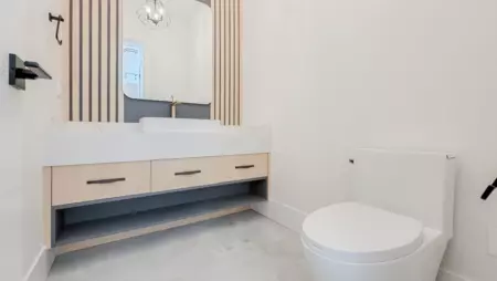 Guest Bathroom Photo of 13525 16th Avenue, Surrey, BC