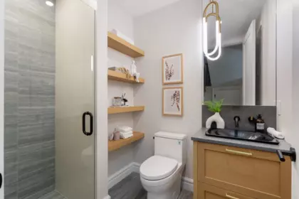 Laundry Room Photo of 1685 Nelson Street, Vancouver, BC