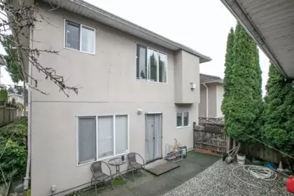 6030 Woodsworth Street, Burnaby, BC, Burnaby — Half Duplex for sale