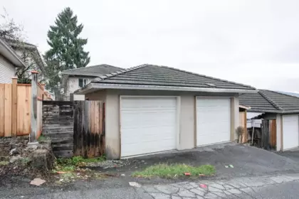 6030 Woodsworth Street, Burnaby, BC, Burnaby — Half Duplex for sale