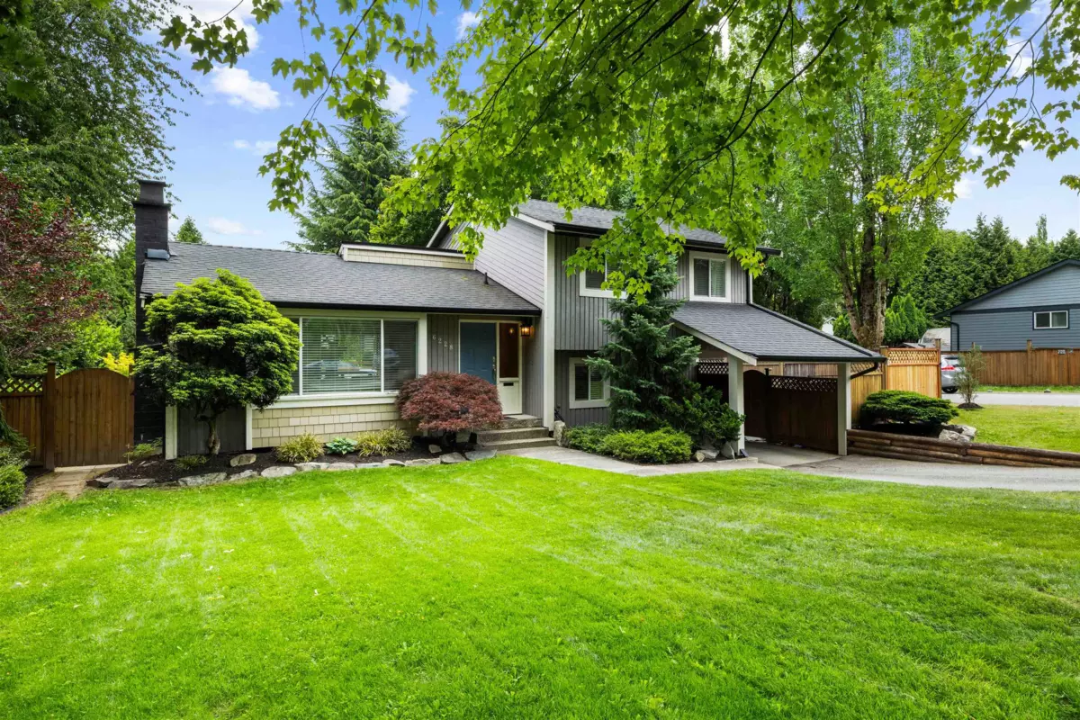Living Room Photo of 6228 172 Street, Surrey, BC