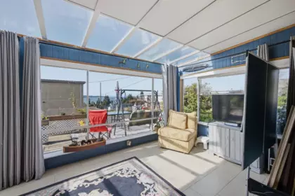 Office / Den Photo of 1 1040 Parker Street, White Rock, BC