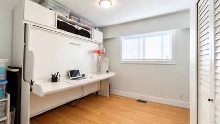 Guest Bathroom Photo of 2170 Moss Court, Abbotsford, BC