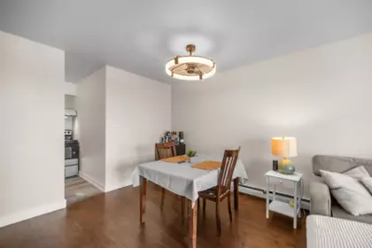 Kitchen Photo of 328 22661 Lougheed Highway, Maple Ridge, BC