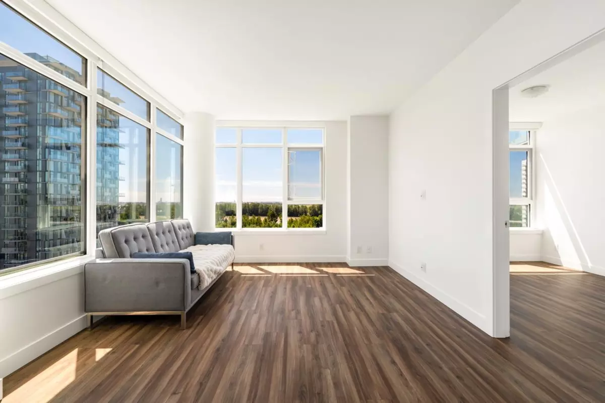 Dining Area Photo of 1605 8538 River District Crossing, Vancouver, BC