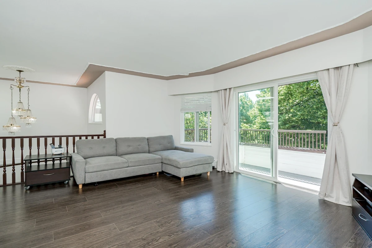 Family Room Photo of 6074 Sherbrooke Street, Vancouver, BC