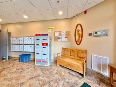 Mudroom Photo of 404 5631 Inlet Avenue, Sechelt, BC