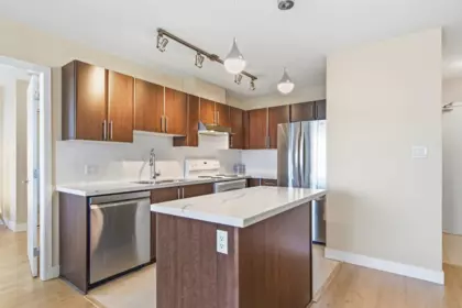 3203 1178 Heffley Crescent, Coquitlam, BC, Coquitlam — Apartment/Condo for sale