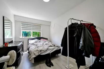 Walk-In Closet Photo of 139 15215 105 Avenue, Surrey, BC