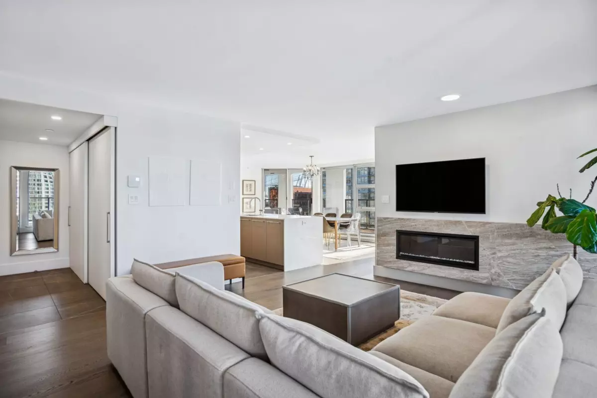 Dining Area Photo of 1903 989 Beatty Street, Vancouver, BC