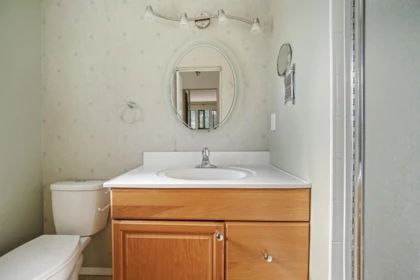 Guest Bathroom Photo of 13081 61 Avenue, Surrey, BC