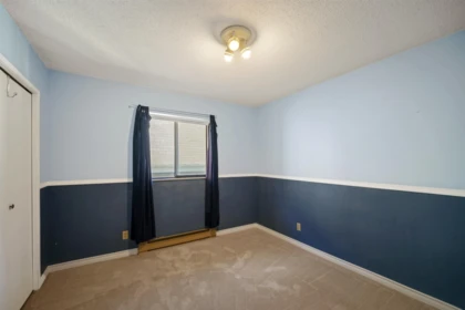 Powder Room Photo of 13081 61 Avenue, Surrey, BC