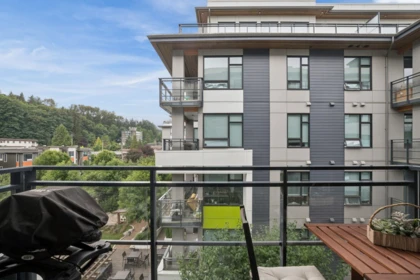 Office / Den Photo of 413 3038 St George Street, Port Moody, BC