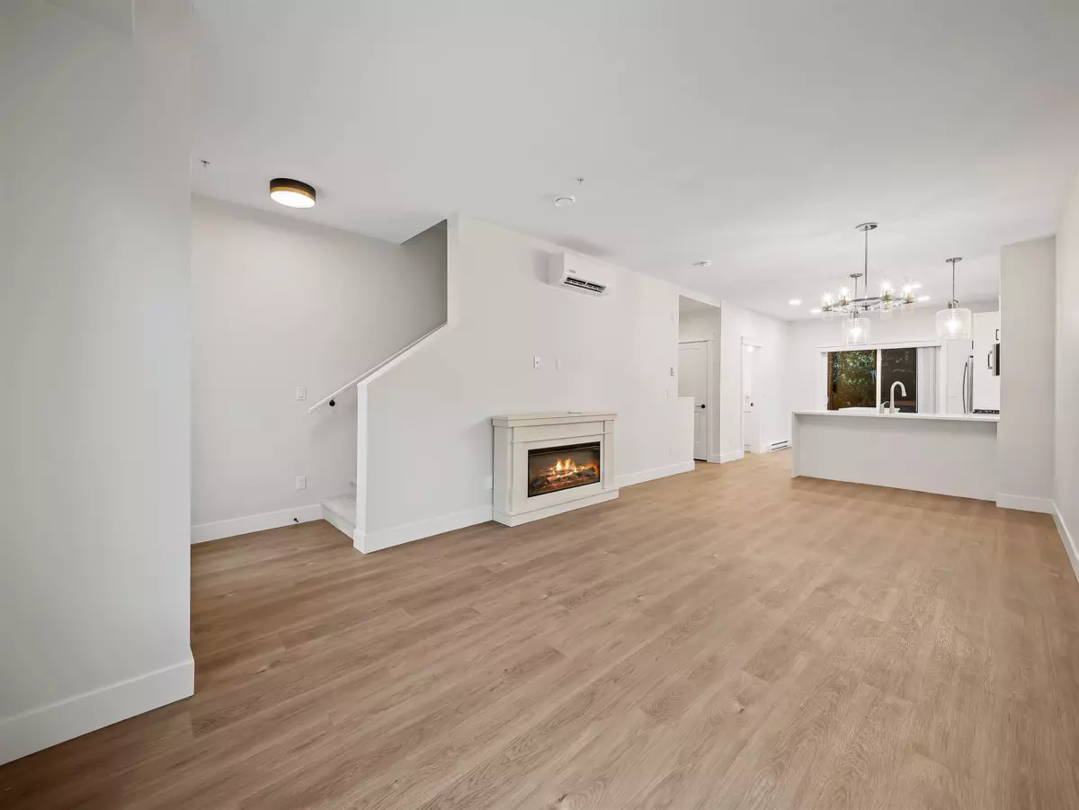 Dining Area Photo of 3 20926 83 Avenue, Langley, BC